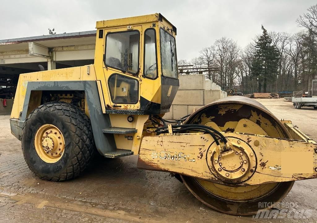 Bomag BW 213 D Οδοστρωτήρες μονού κυλίνδρου