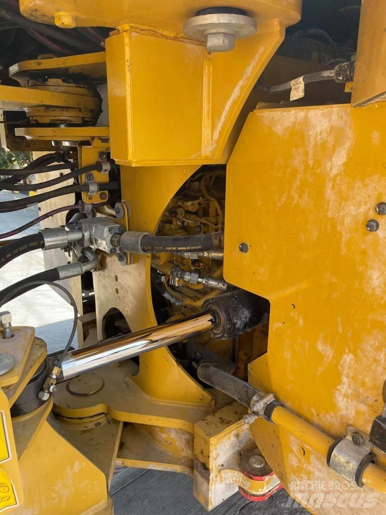 CAT 972M II Φορτωτές με λάστιχα (Τροχοφόροι)