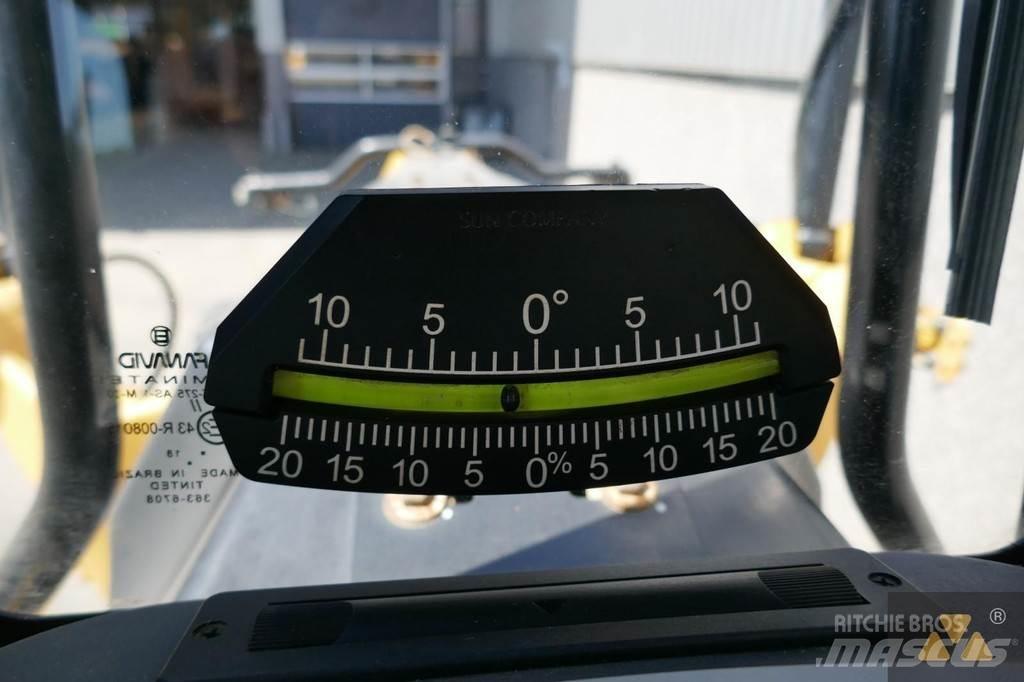 CAT 140M3 Γκρέιντερς