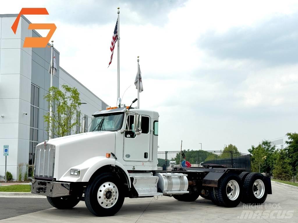 Kenworth T800 Τράκτορες