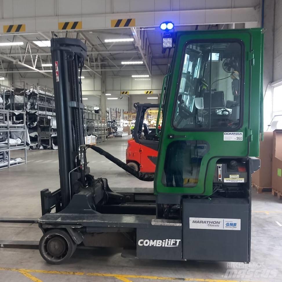 Combilift C 4000 E Ανυψωτικά στενών δρόμων 4 κατευθύνσεων