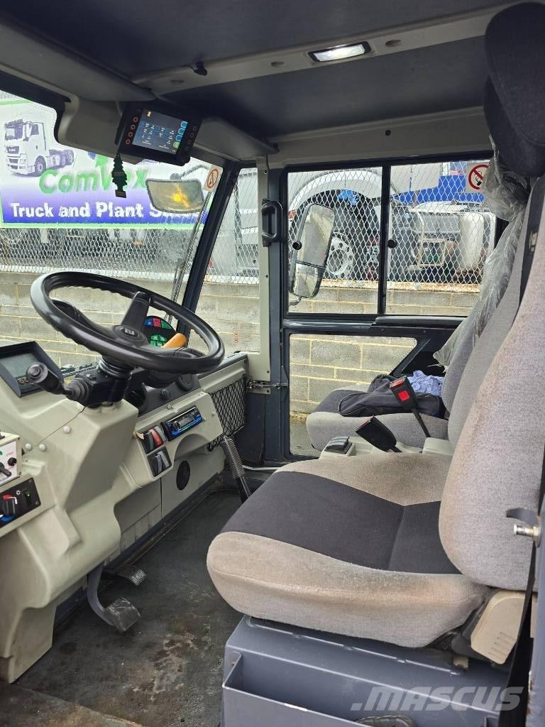 Scarab M25H Σκούπες