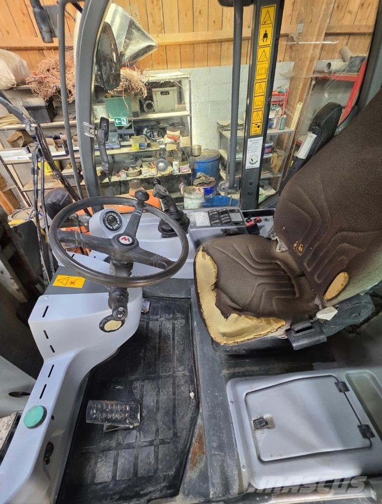 Wacker Neuson 850 Φορτωτές με λάστιχα (Τροχοφόροι)