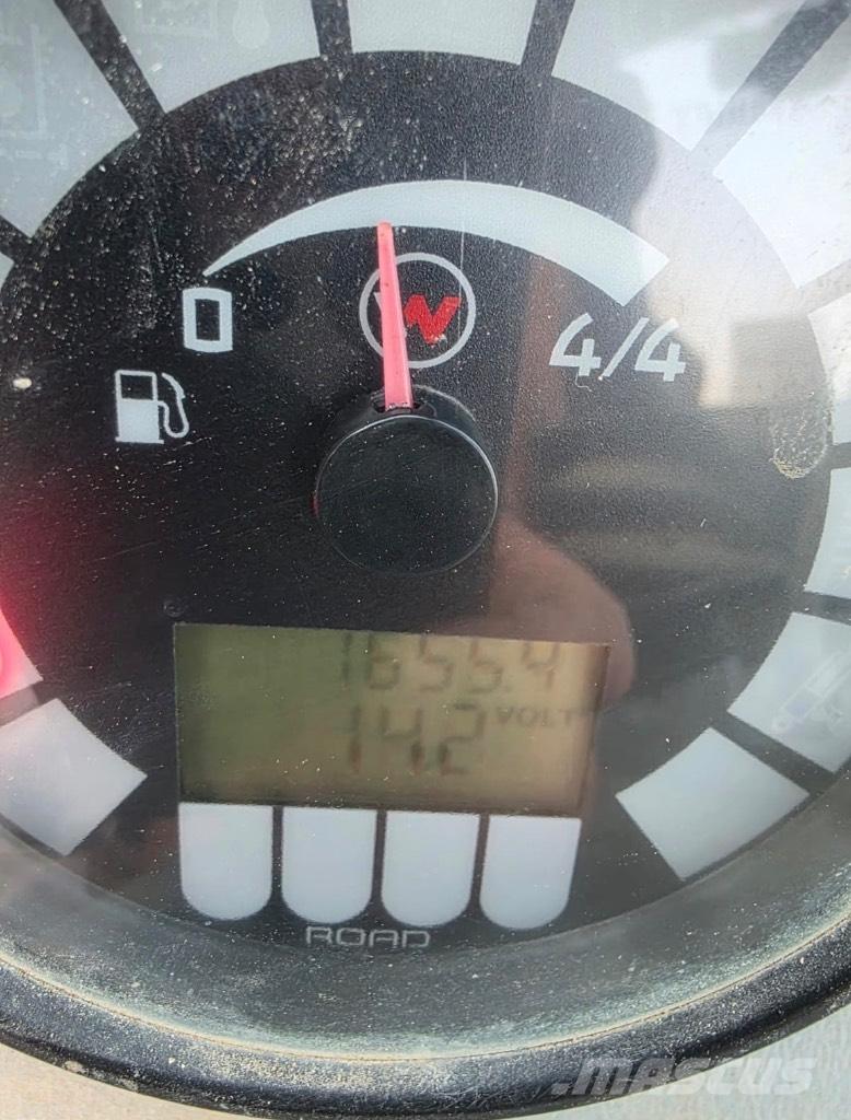 Wacker Neuson 850 Φορτωτές με λάστιχα (Τροχοφόροι)