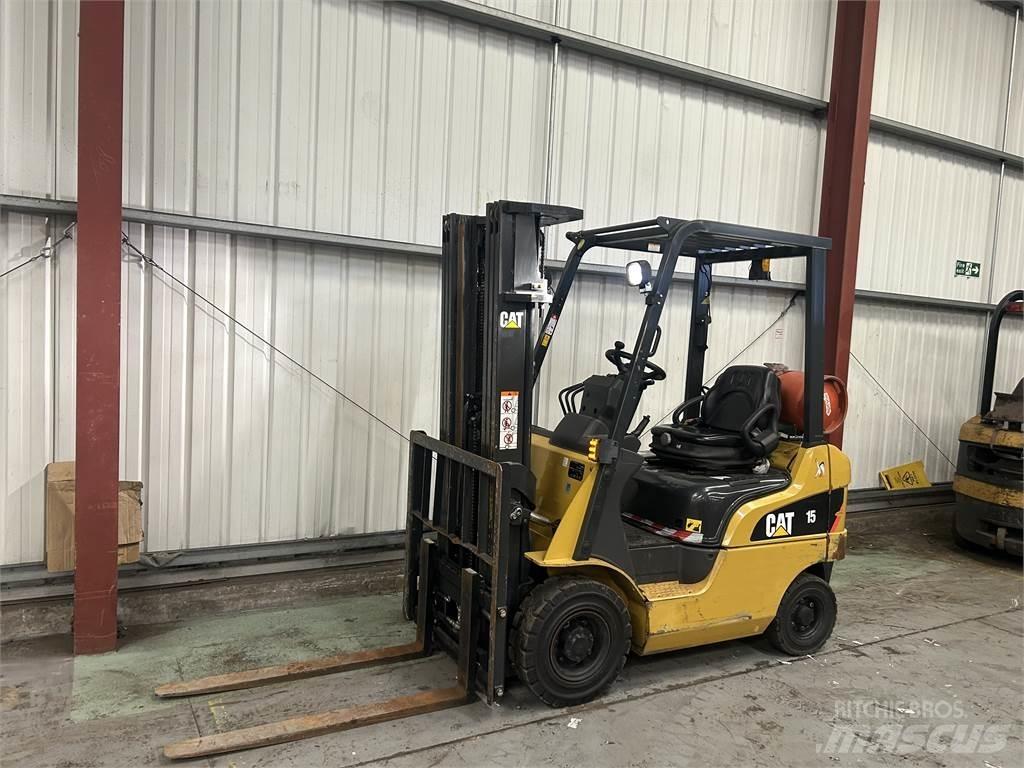 CAT GP15NT Περονοφόρα ανυψωτικά κλαρκ με φυσικό αέριο LPG