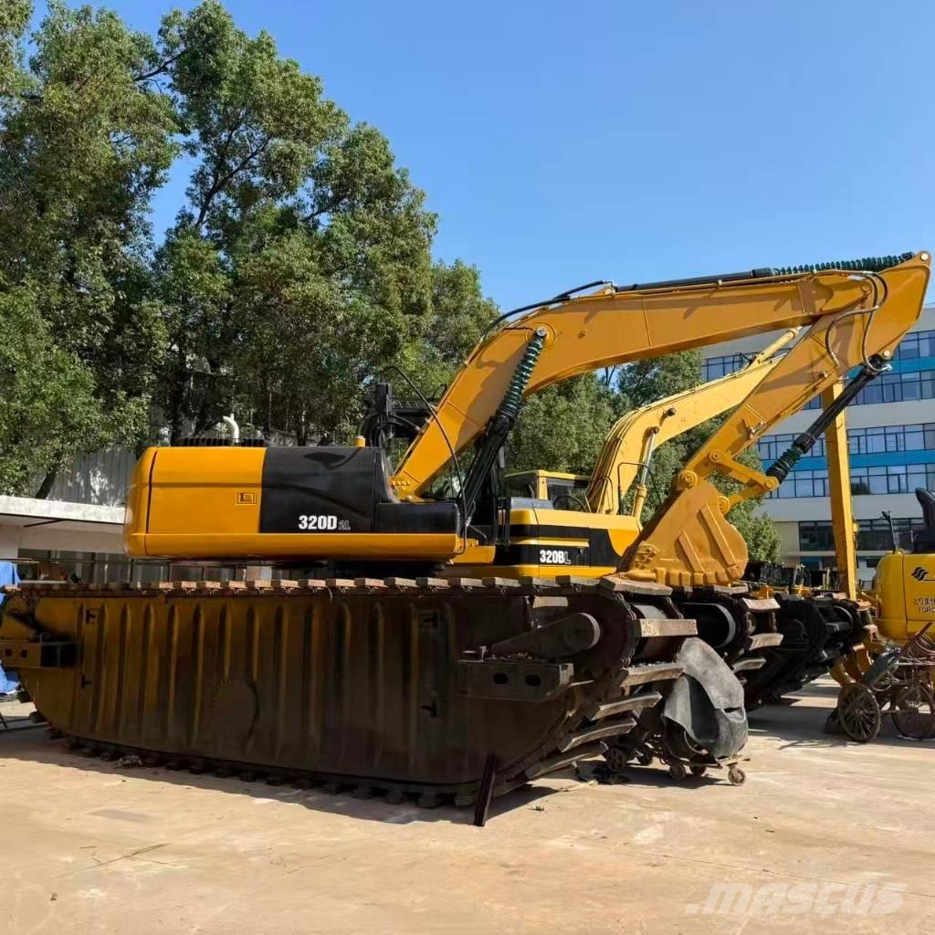 CAT 320 D Αμφίβιοι εκσκαφείς