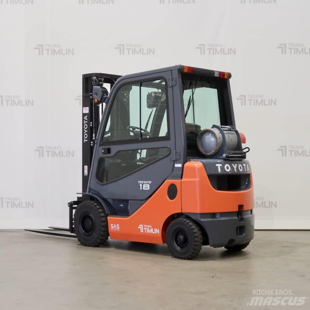Toyota 02-8FGF18 Περονοφόρα ανυψωτικά κλαρκ με φυσικό αέριο LPG