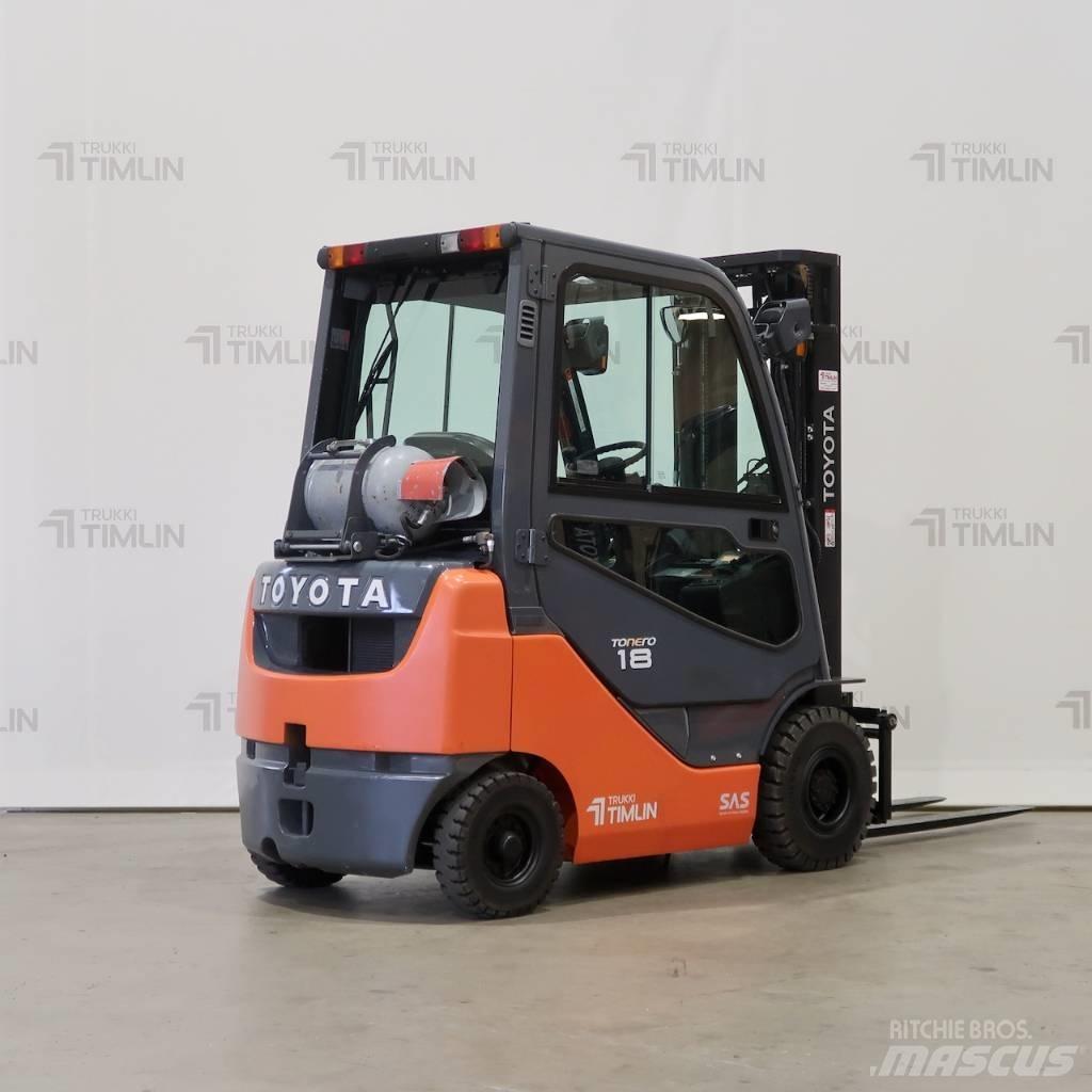 Toyota 02-8FGF18 Περονοφόρα ανυψωτικά κλαρκ με φυσικό αέριο LPG