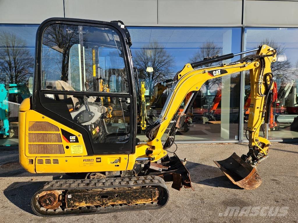 CAT 301.7 D Εκσκαφάκι (διαβολάκι) < 7t