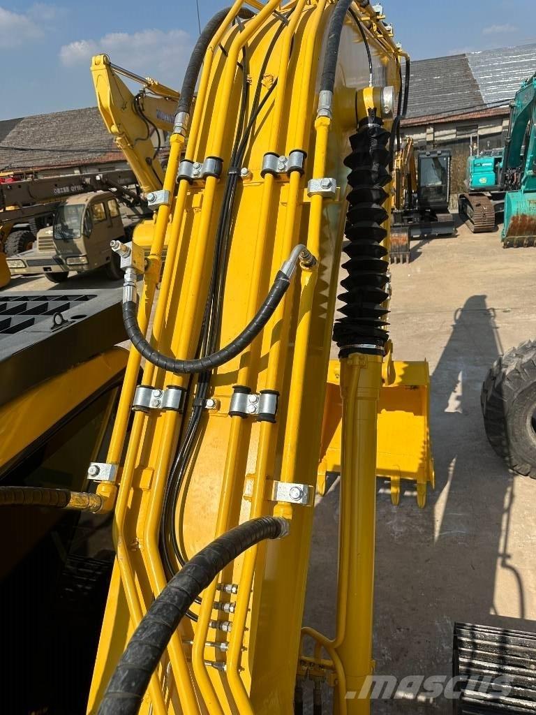 Komatsu PC 200-7 Εκσκαφείς με ερπύστριες