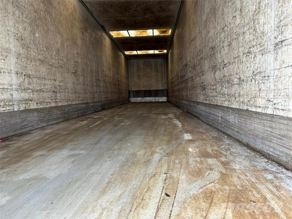 Schmitz 3aks Ημιρυμούλκες κόφα