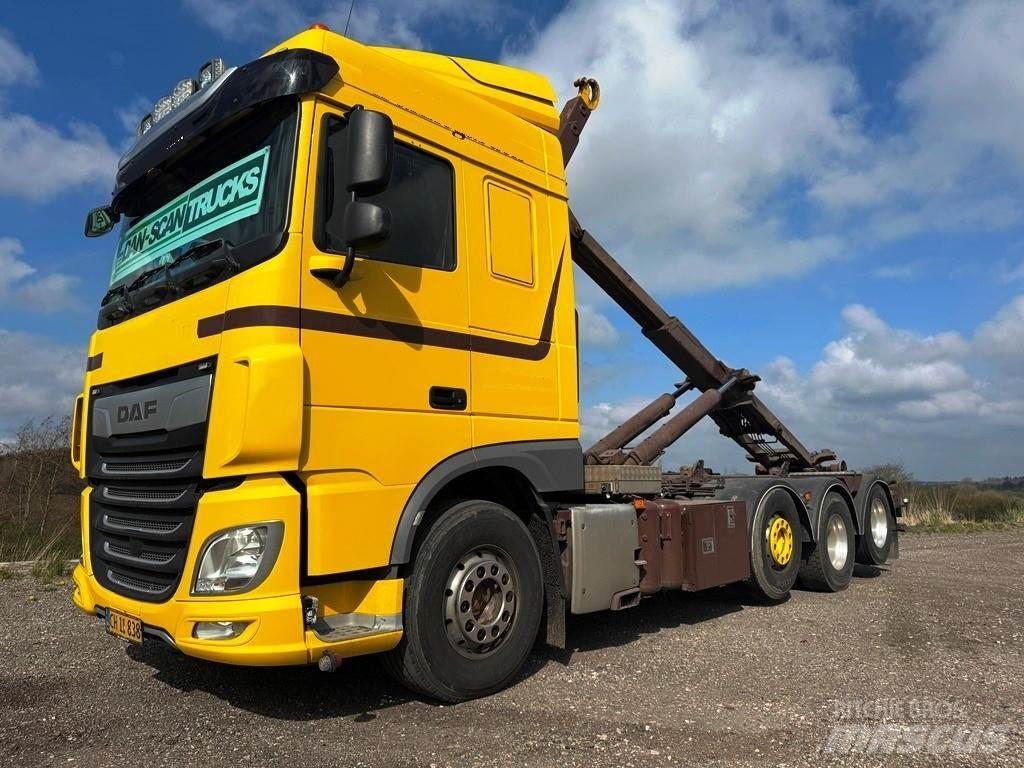 DAF XF 530 8x2-*4 Φορτηγά ανατροπή με γάντζο