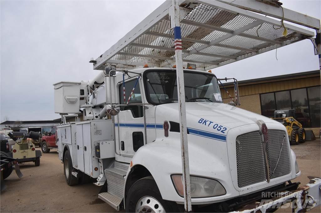 Altec AA755 Εναέριες πλατφόρμες τοποθετημένες σε φορτηγό