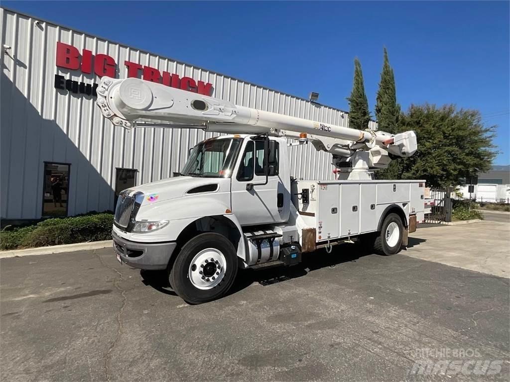 Altec AM55 Εναέριες πλατφόρμες τοποθετημένες σε φορτηγό