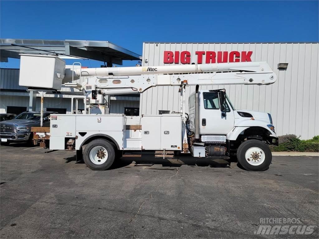 Altec AN55E Εναέριες πλατφόρμες τοποθετημένες σε φορτηγό