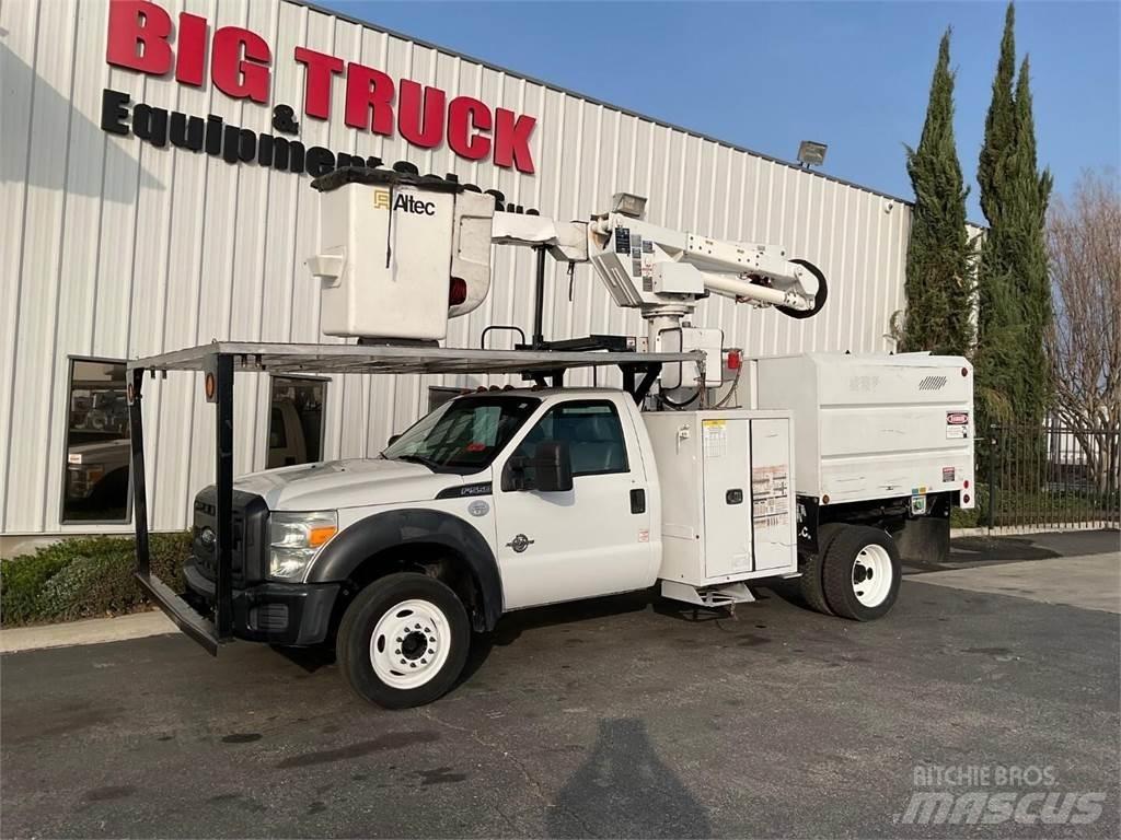 Altec AT37G Εναέριες πλατφόρμες τοποθετημένες σε φορτηγό