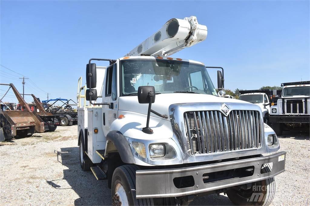Altec L36A Εναέριες πλατφόρμες τοποθετημένες σε φορτηγό