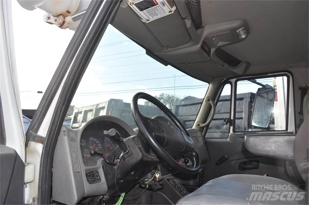 Altec L45M Εναέριες πλατφόρμες τοποθετημένες σε φορτηγό