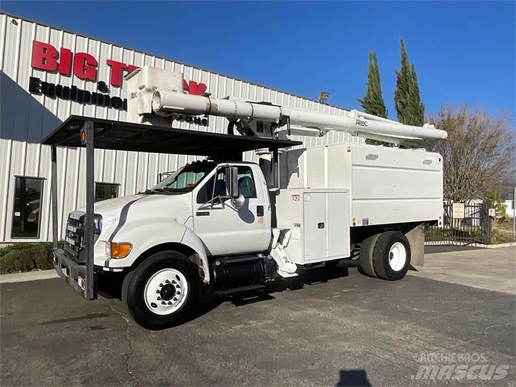 Altec LR756 FM Εναέριες πλατφόρμες τοποθετημένες σε φορτηγό