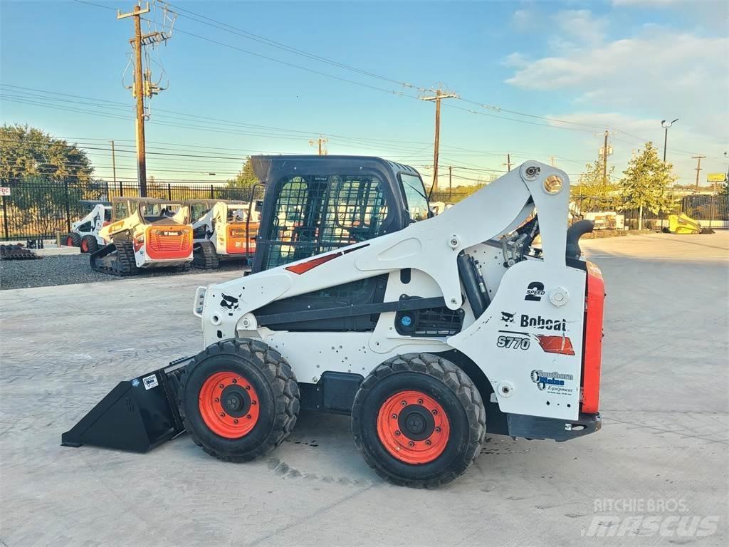 Bobcat S770 Φορτωτάκια