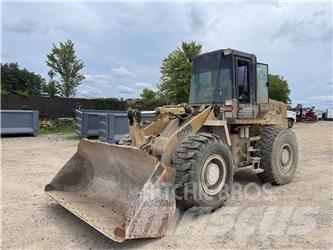 CASE 621B Φορτωτές με λάστιχα (Τροχοφόροι)