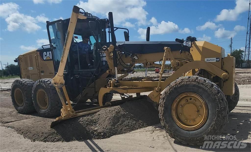 CAT 120M2 AWD Γκρέιντερς