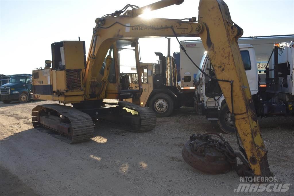 CAT 215B LC Εκσκαφείς με ερπύστριες