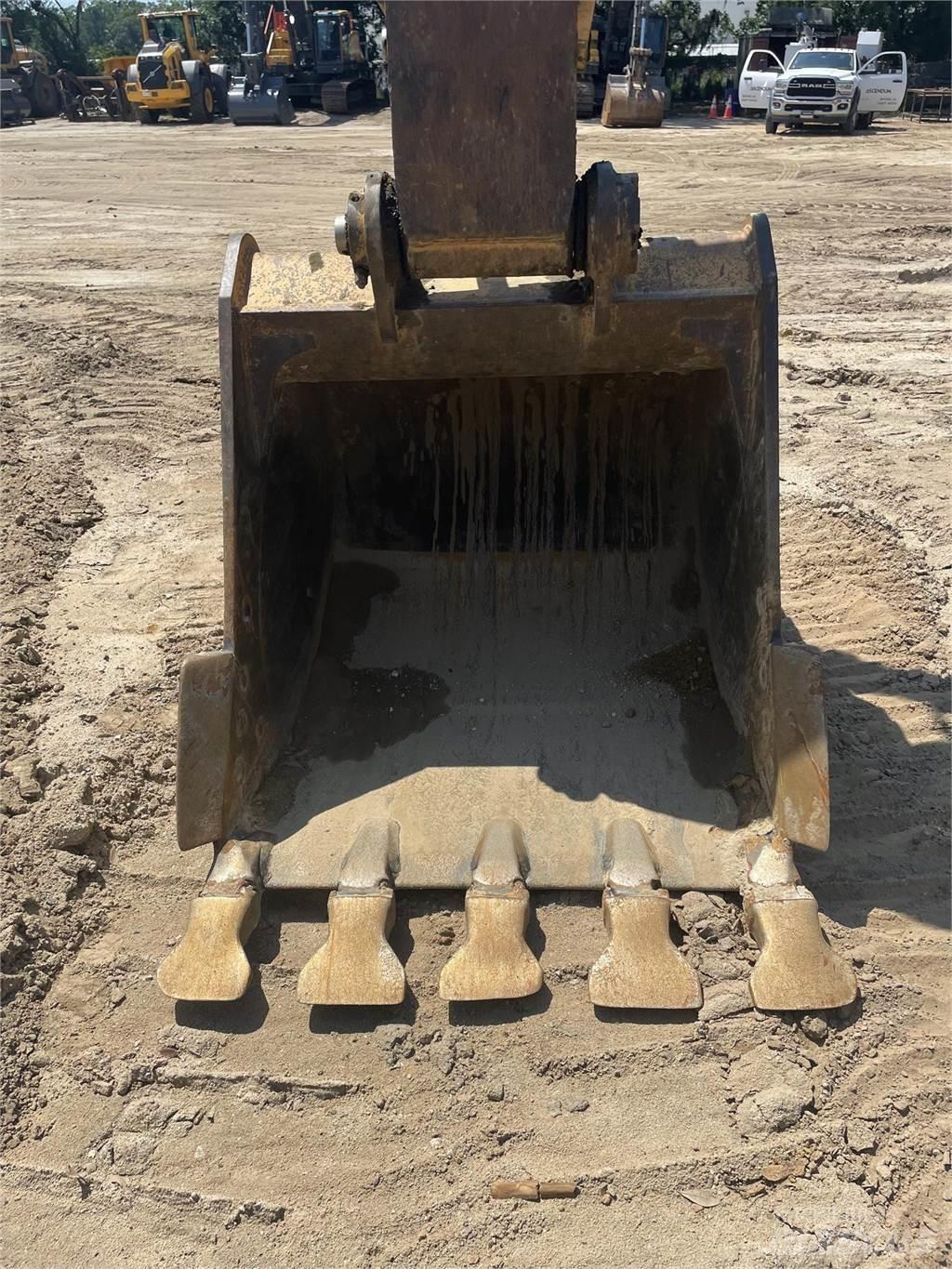 CAT 325C Εκσκαφείς με ερπύστριες