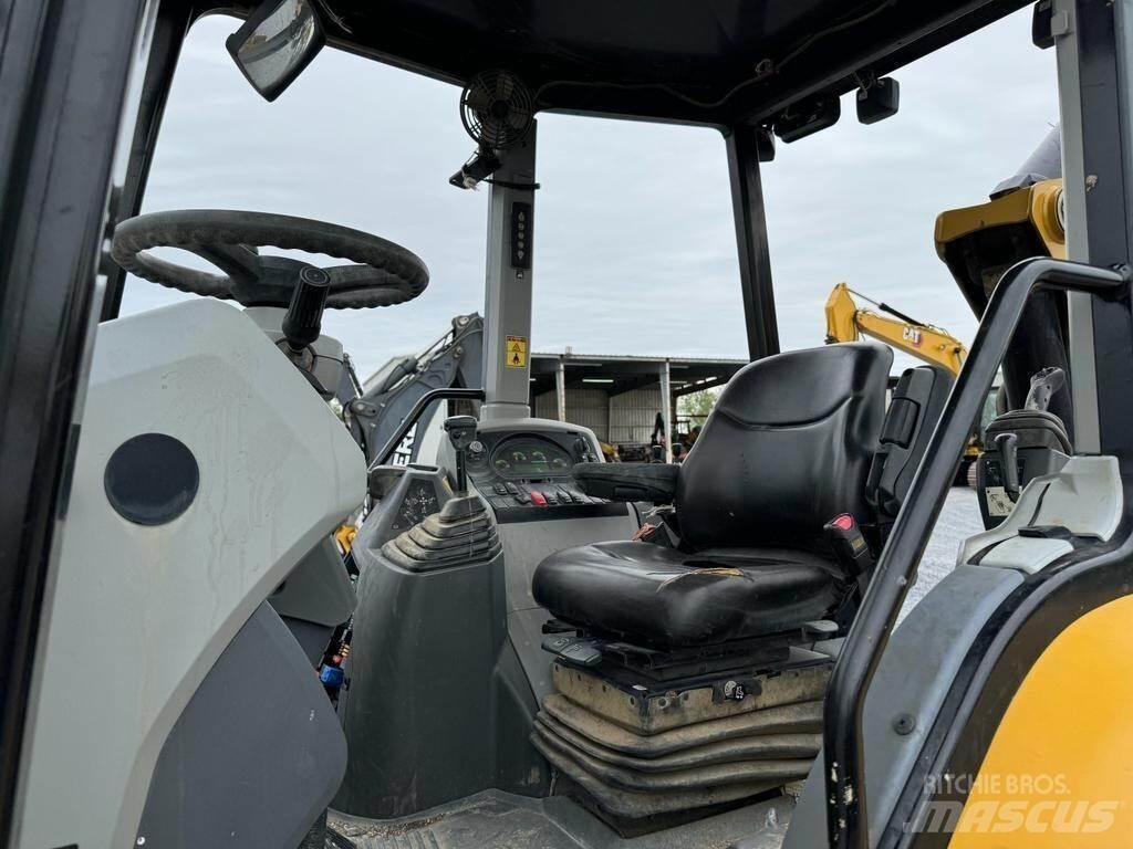 CAT 420F2 Εκσκαφείς Φορτωτές τύπου JCB