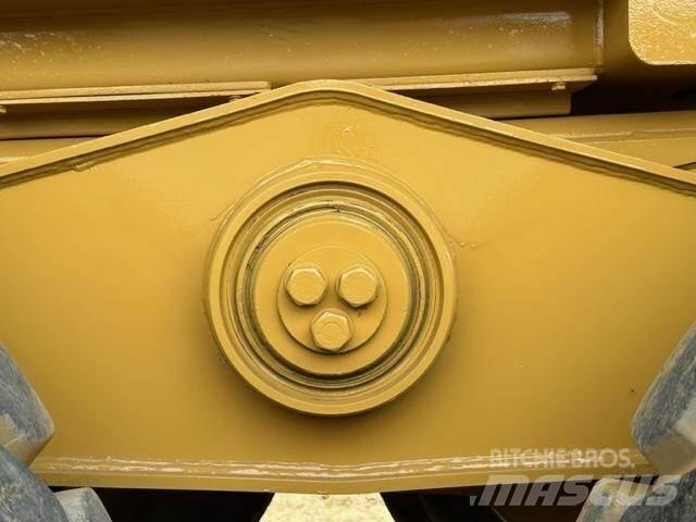 CAT 740 Σπαστό Dump Truck ADT