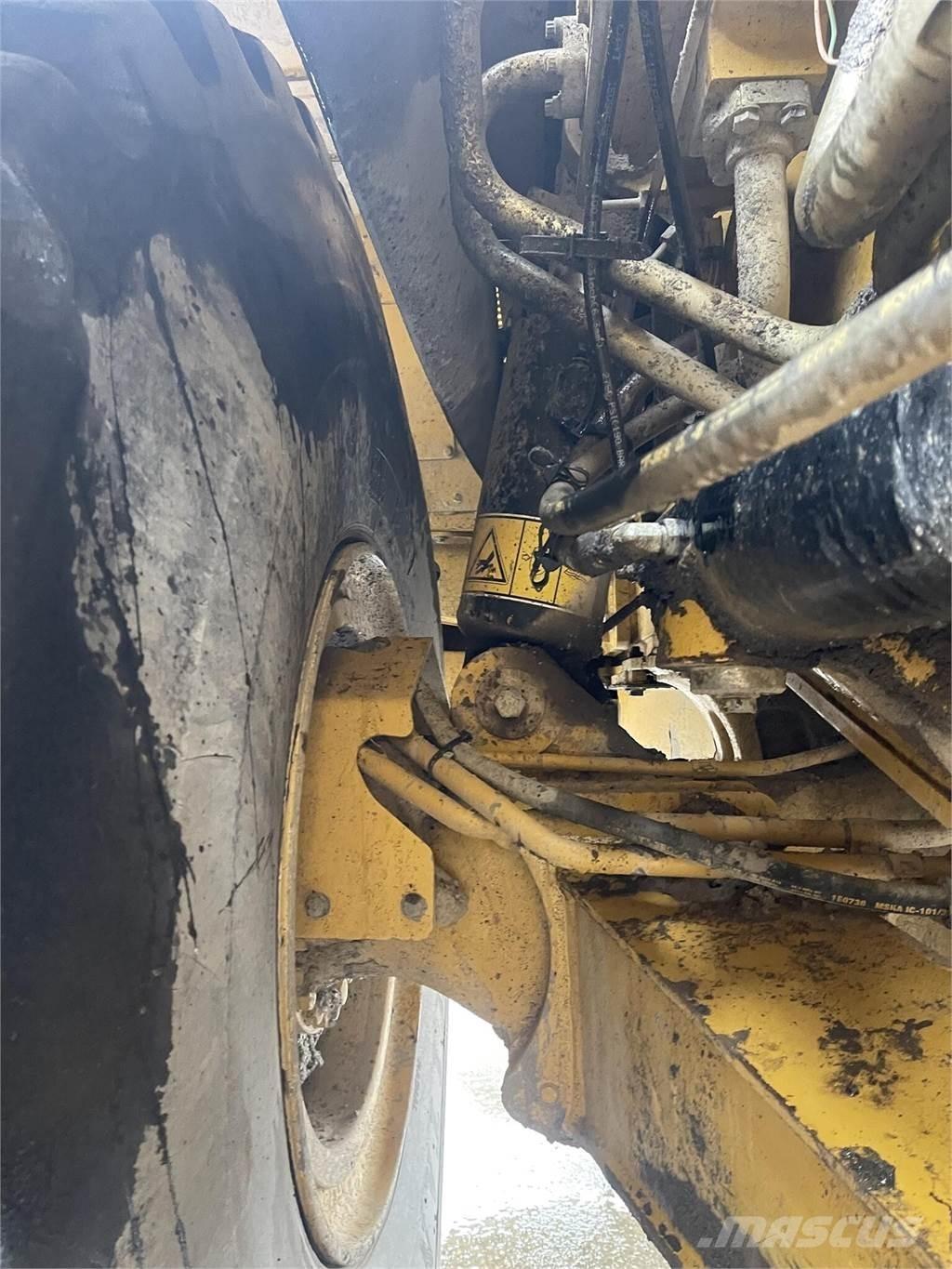 CAT 745C Σπαστό Dump Truck ADT