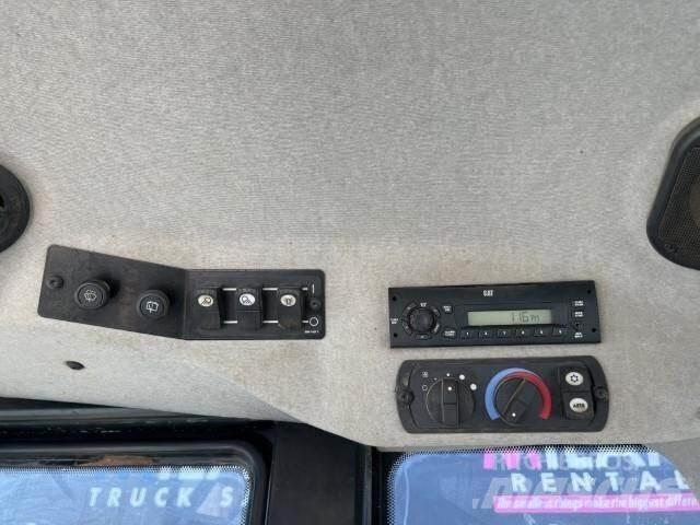 CAT 973D Φορτωτές με ερπύστριες