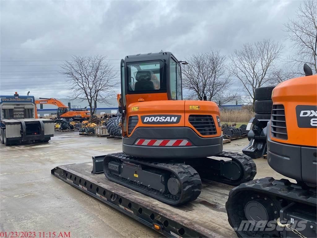 Develon DX62R-3 Εκσκαφείς με ερπύστριες