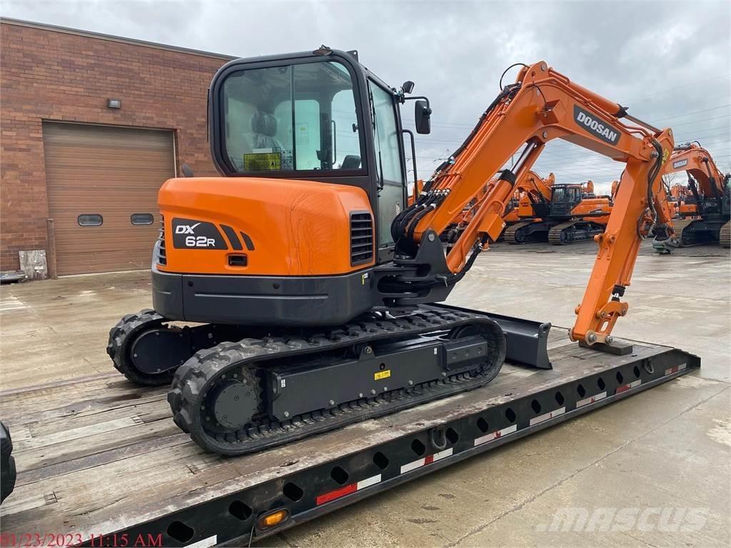 Develon DX62R-3 Εκσκαφείς με ερπύστριες