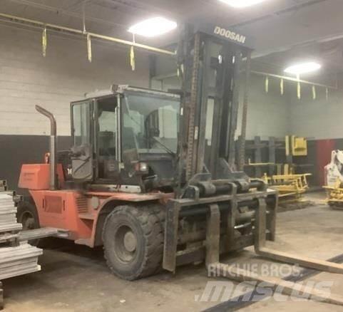 Doosan D160S-7 Περονοφόρα ανυψωτικά κλαρκ - άλλα