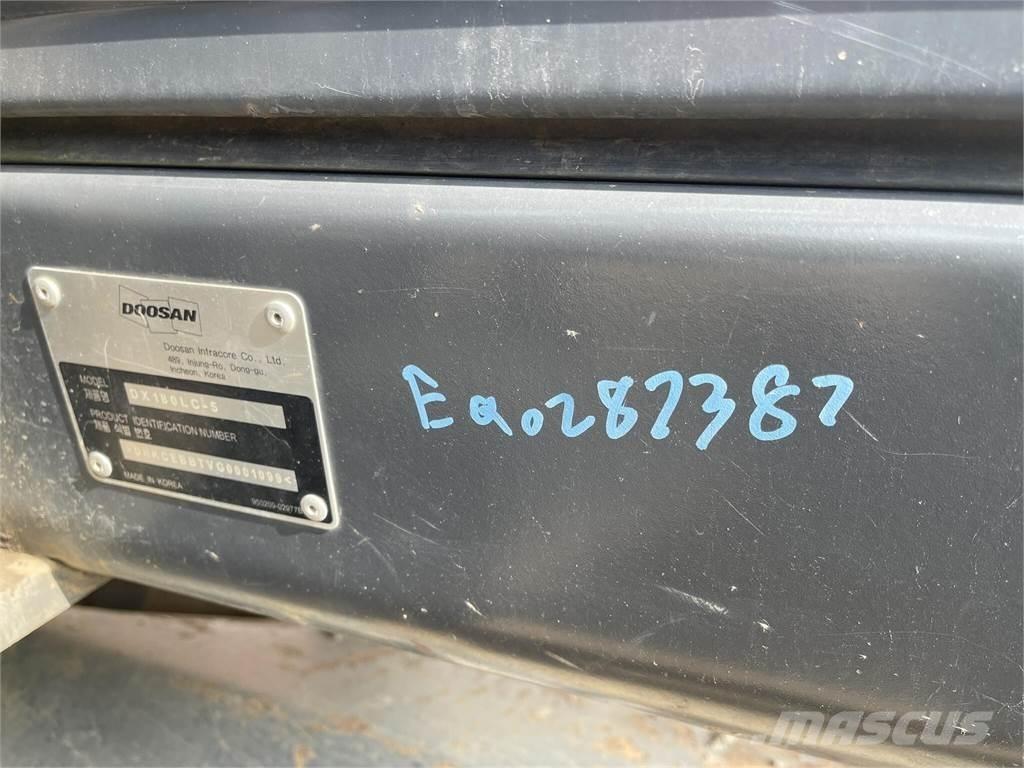 Doosan DX180 LC-5 Εκσκαφείς με ερπύστριες