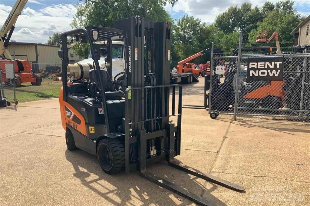 Doosan GC30S-9 Περονοφόρα ανυψωτικά κλαρκ - άλλα