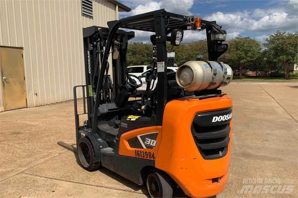 Doosan GC30S-9 Περονοφόρα ανυψωτικά κλαρκ - άλλα
