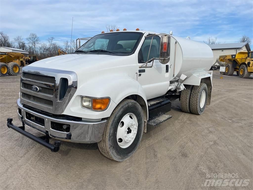 Ford F650 Βυτία νερού