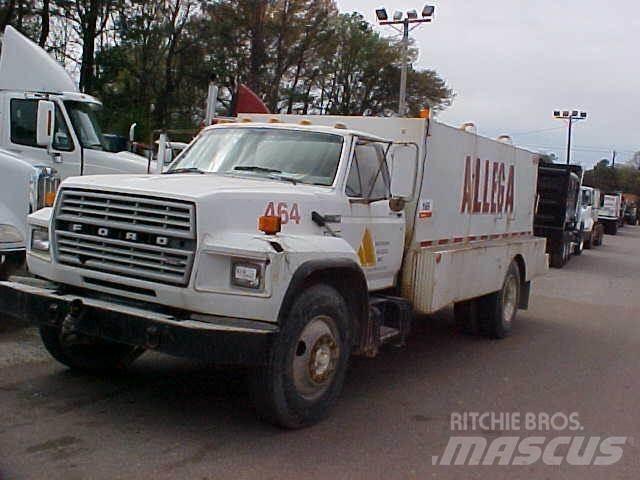 Ford F700 Βυτιοφόρα φορτηγά