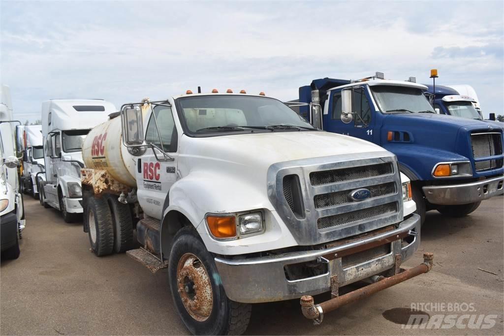 Ford F750 Βυτιοφόρα φορτηγά