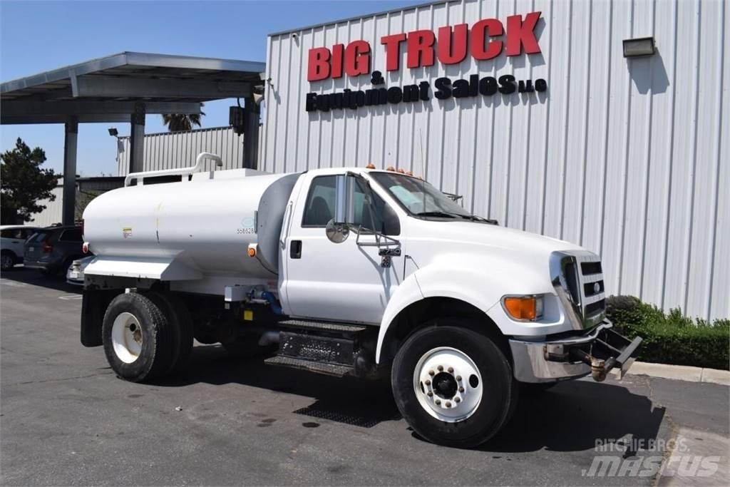 Ford F750 Βυτιοφόρα φορτηγά