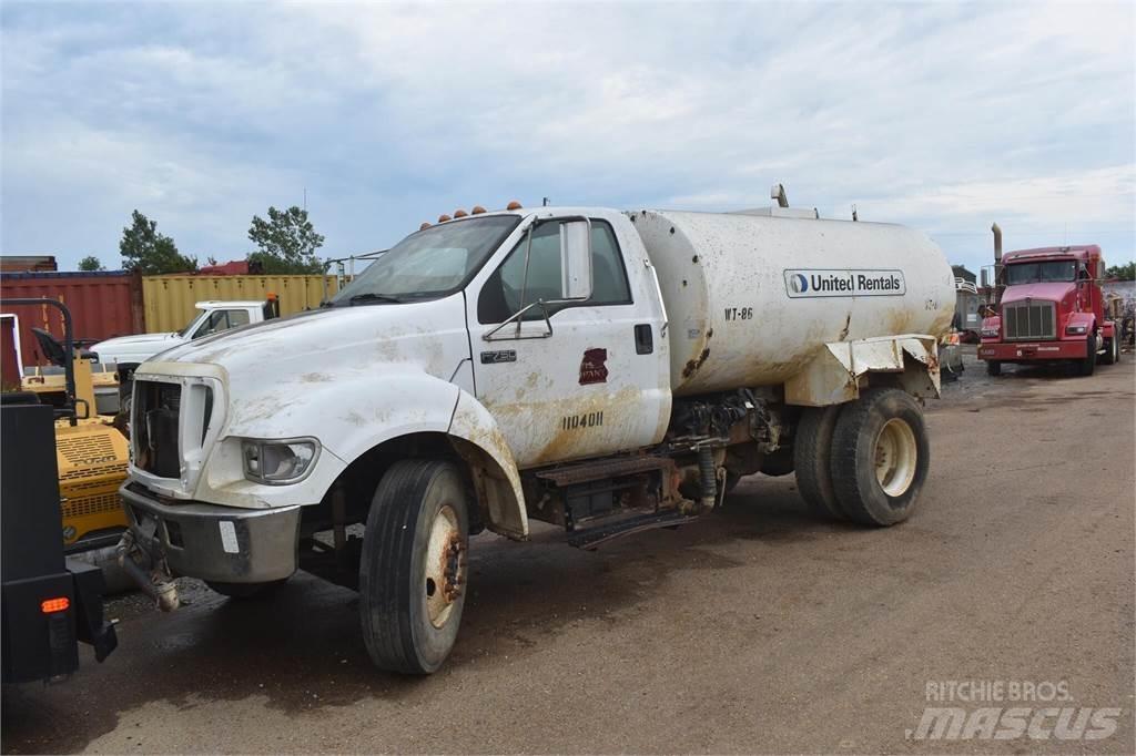 Ford F750 Βυτιοφόρα φορτηγά