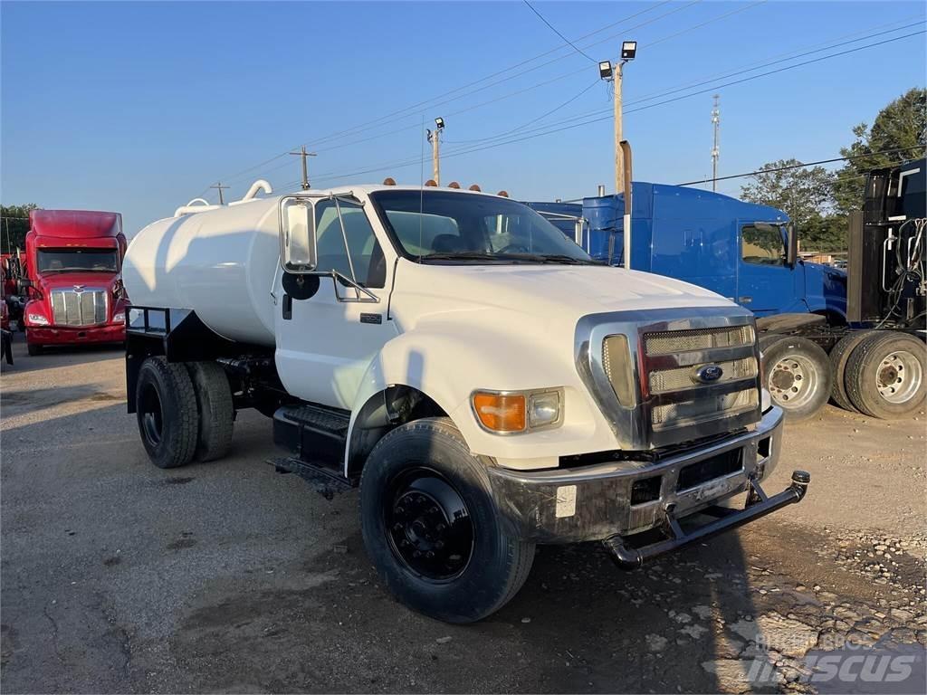 Ford F750 Βυτιοφόρα φορτηγά