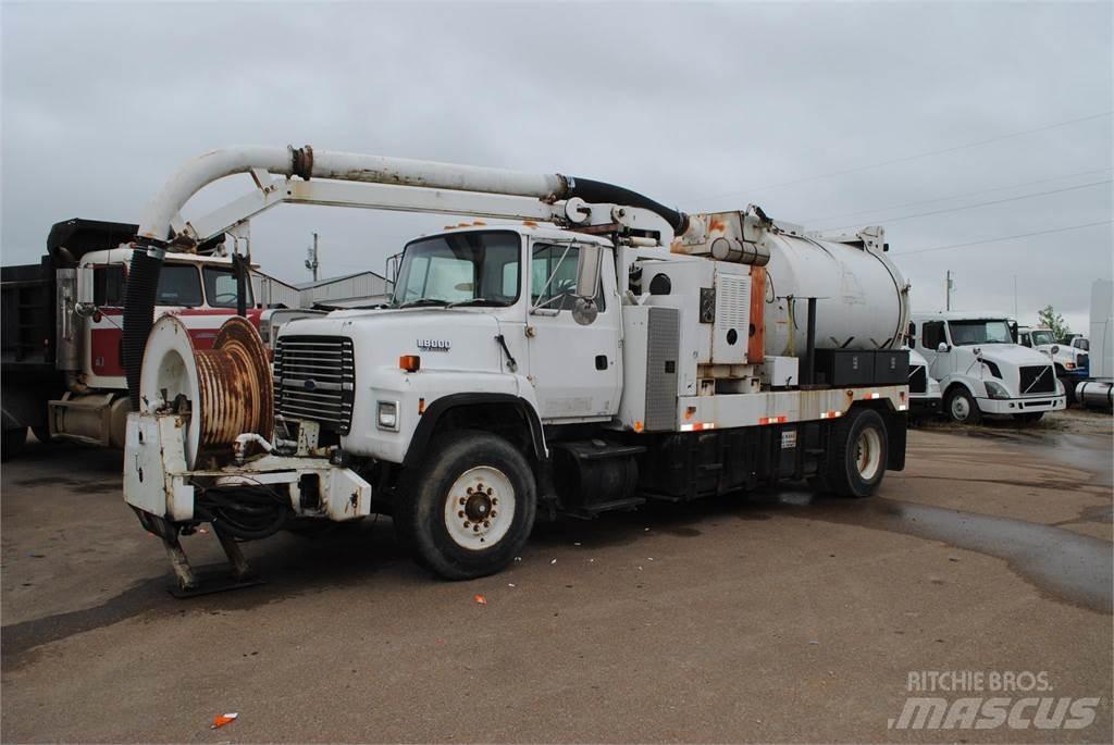Ford L8000 Βυτιοφόρα φορτηγά