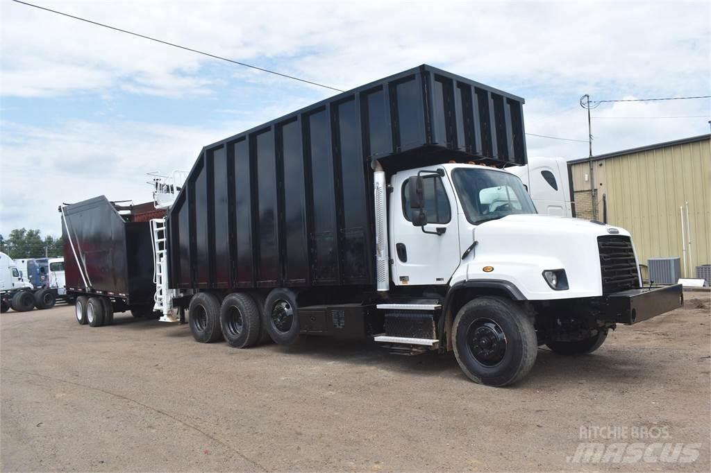 Freightliner 114SD Φορτηγά με Γερανό