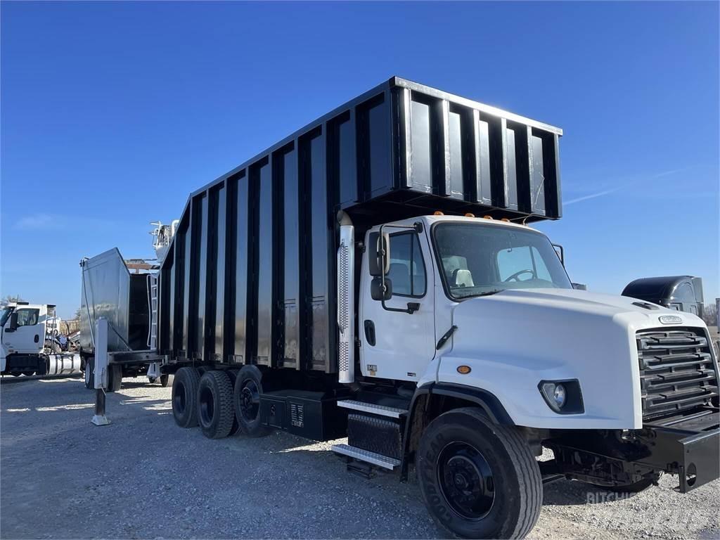 Freightliner 114SD Φορτηγά με Γερανό