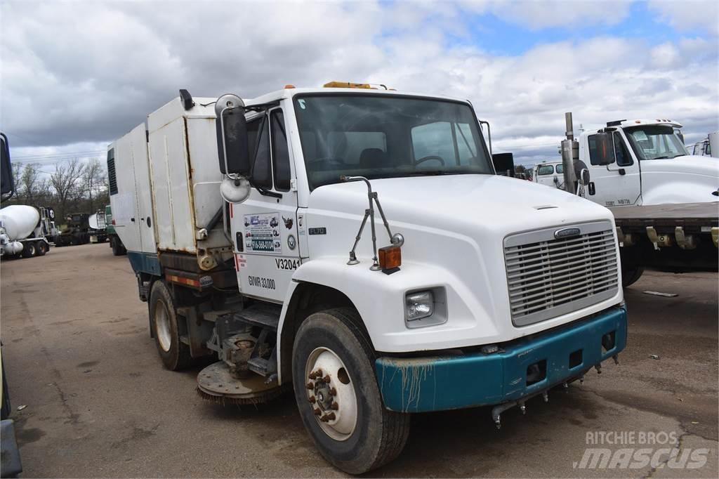 Freightliner FL70 Φορτηγά σκούπες