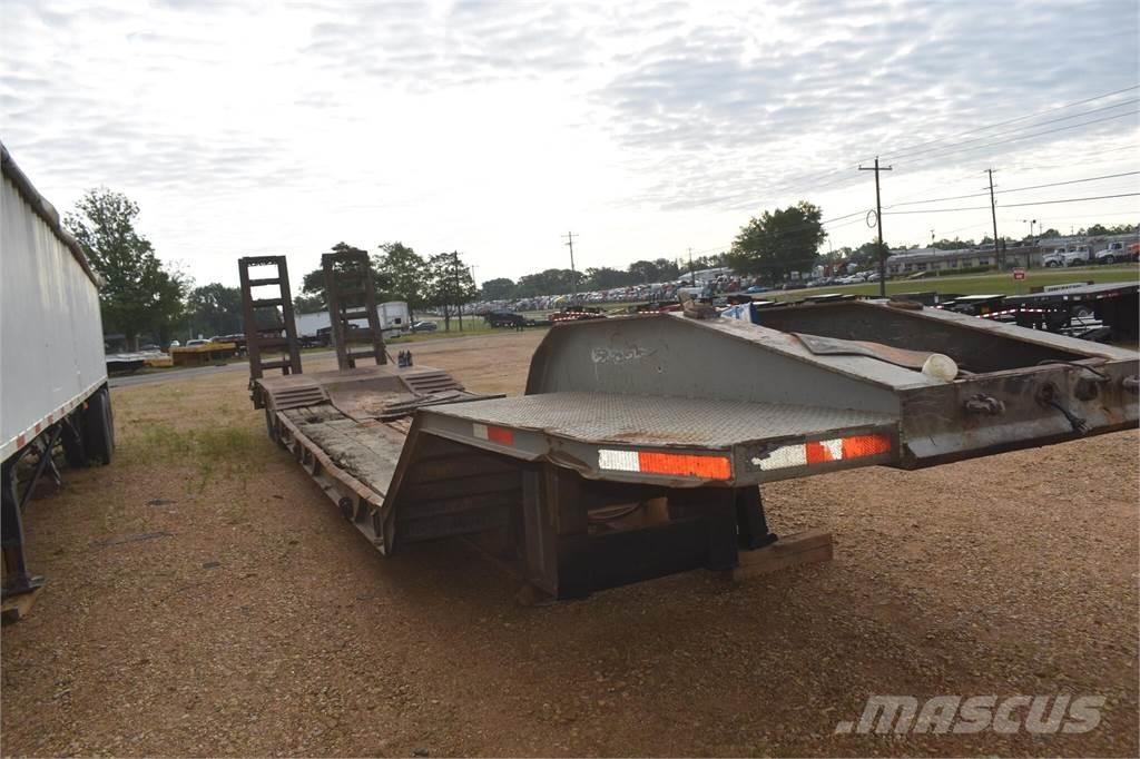  FWT Ημιρυμούλκες με χαμηλό δάπεδο