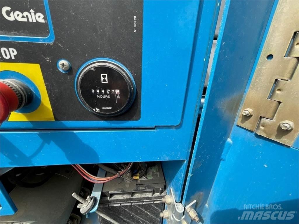 Genie GS4390RT Ανυψωτήρες ψαλιδωτής άρθρωσης